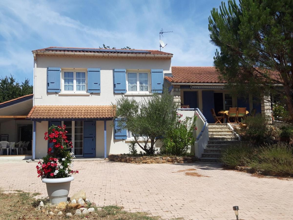 Gite Ma Vie La 3 Etoiles, Jacuzzi, Animaux Acceptes Saint-Julien-de-Cassagnas Ngoại thất bức ảnh