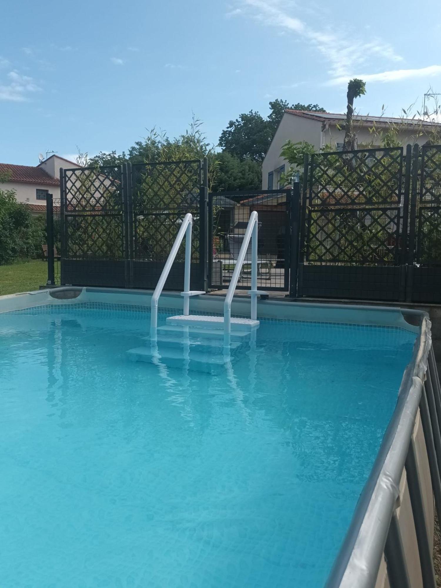 Gite Ma Vie La 3 Etoiles, Jacuzzi, Animaux Acceptes Saint-Julien-de-Cassagnas Ngoại thất bức ảnh