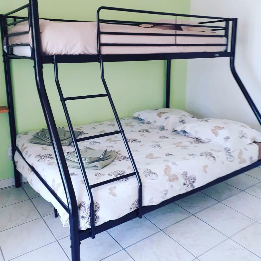 Gite Ma Vie La 3 Etoiles, Jacuzzi, Animaux Acceptes Saint-Julien-de-Cassagnas Ngoại thất bức ảnh
